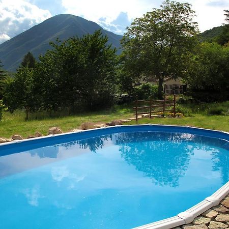 Castelsantangelo sul Nera B&B Cascina Dell'Orso المظهر الخارجي الصورة