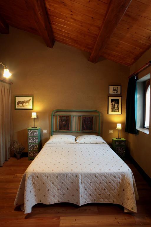 Castelsantangelo sul Nera B&B Cascina Dell'Orso الغرفة الصورة